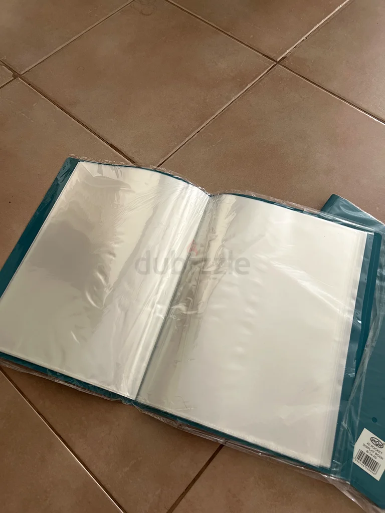 Set of two Green Document Folders - Perfect for Organizing Your Work!63224832611329111