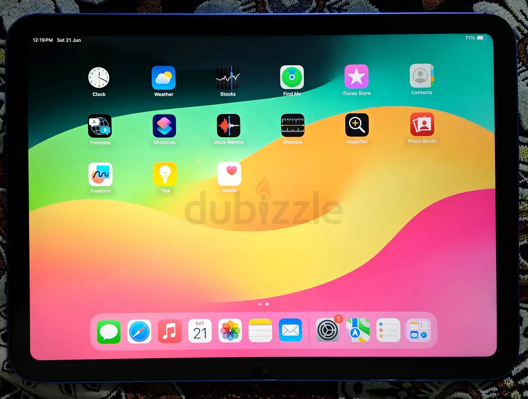 Blue Apple iPad - Sleek  Stylish!63214896862467114