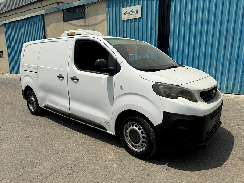 2018 Chiller Van, Automatic63222806102145112