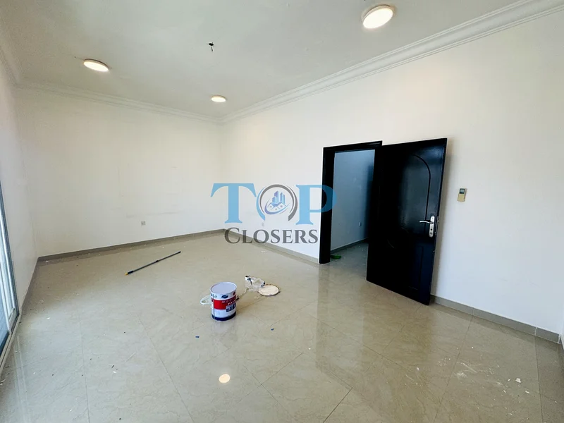 مدخل خاص | شرفة | الطابق الأول | مشرق63151410720130113