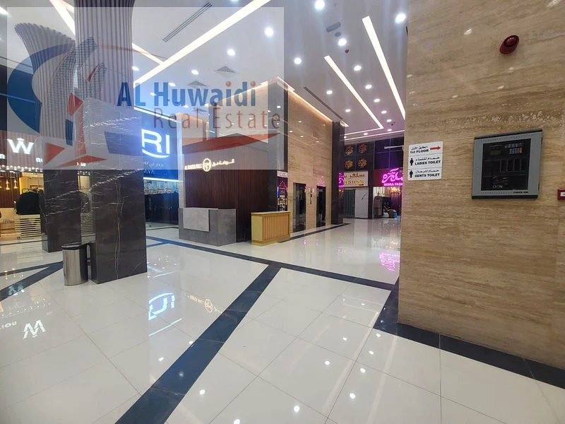 مجمع تجاري مملوك بالكامل للبيع في الإمارات العربية المتحدة63195082722561114