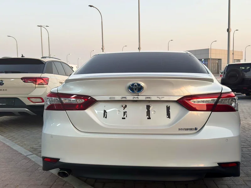 Toyota Camry Hybrid Gulf version, agency paint63137802441347113