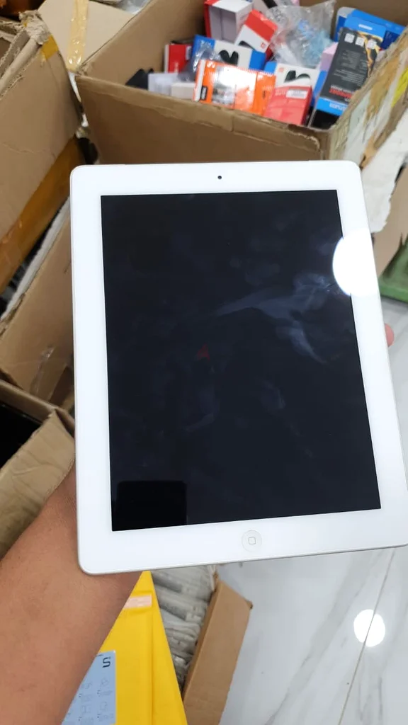 Apple iPad - Perfect for Entertainment and Productivity63214895140609110