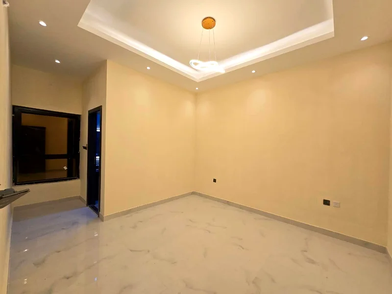 تاون هاوس فسيح مكون من 7 غرف نوم في الحديقة للبيع63249744504578112