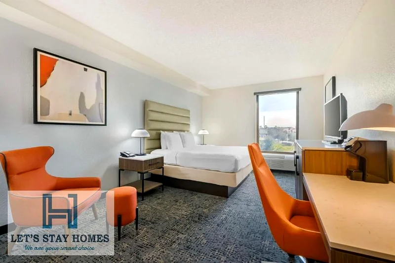 Cheapest, fully furnished with kitchen, metro, prime location, free housekeeping63168979830786113