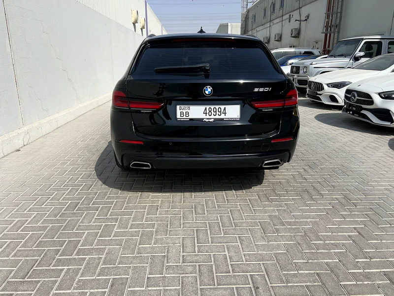 BMW 520i Touring 2024 GCC | Bank Finance From 2550 AED/ Month | Lease To Own63156993649282114