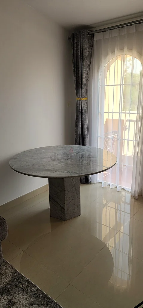 Elegant Round Dining Table Real Marble63216836027137111