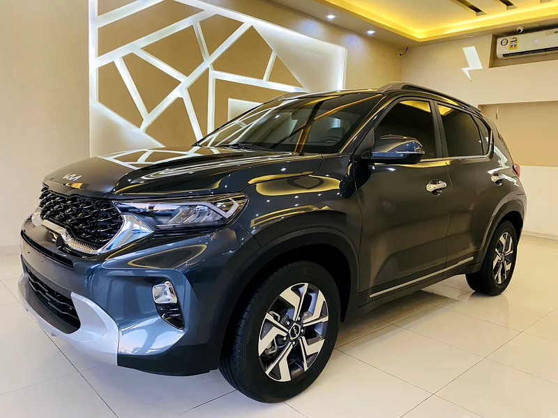 For sale, Kia Sorento 2024 model, Gulf specifications, under warranty63155552860417112