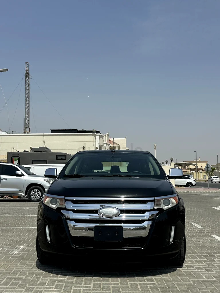 FORD EDGE 2011 LIMITED LOW MILEAGE FULL OPTION632267384573461124