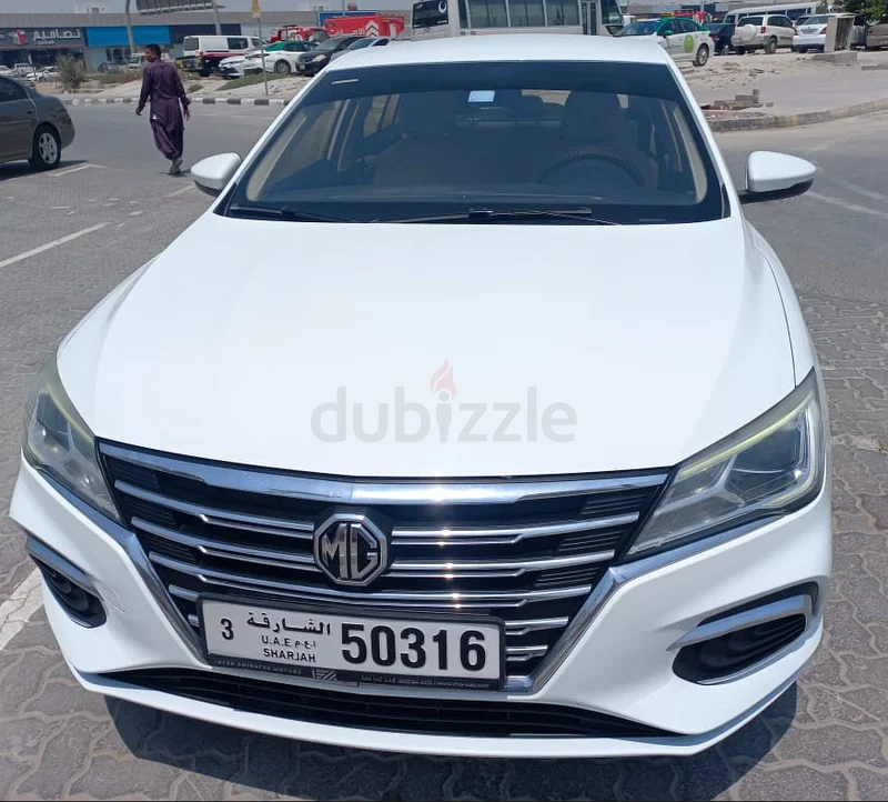 MG5 Mid Option Car under warranty GCC 54625 KM62931649577218111