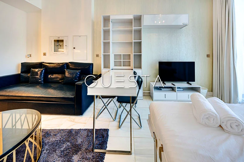 Skyline View | Prime Location | All Bills Incl63836387413634114