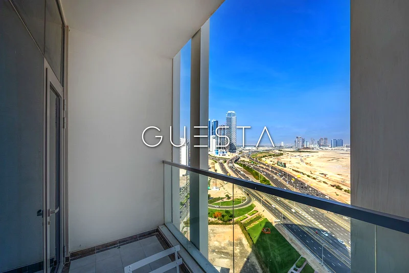 Skyline View | Prime Location | All Bills Incl63836387413634111