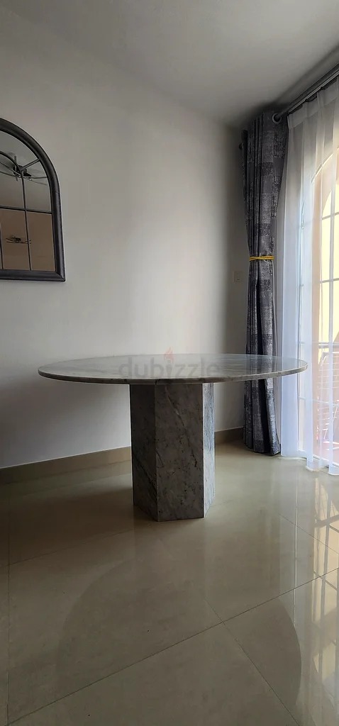 Elegant Round Dining Table Real Marble63216836027137113