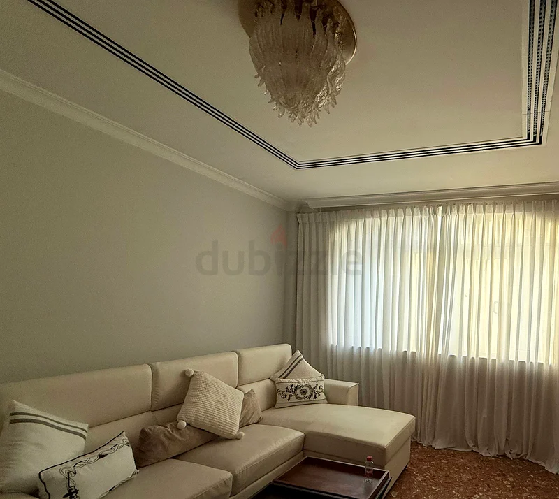 غرفة للإيجار63623989112323111