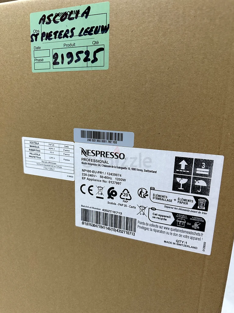 Nespresso Momento Professional Coffee Machine63252440650113114
