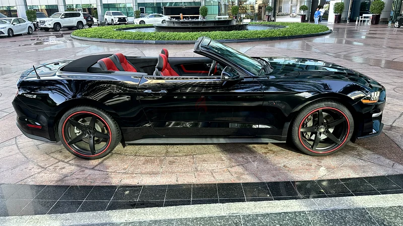 2020 GCC Convertible Mustang GT Premium63168499181441111