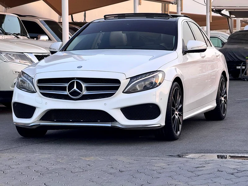For sale: 2015 Mercedes C200, Gulf model, agency paint, first owner from the agency, very clean, no expenses needed.63156993851010114