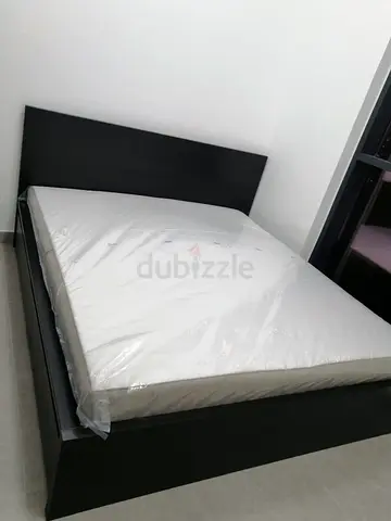 IKEA Malam queen size bed 160/200cm bed with 2 storage drawers underneath and Ikea mattress