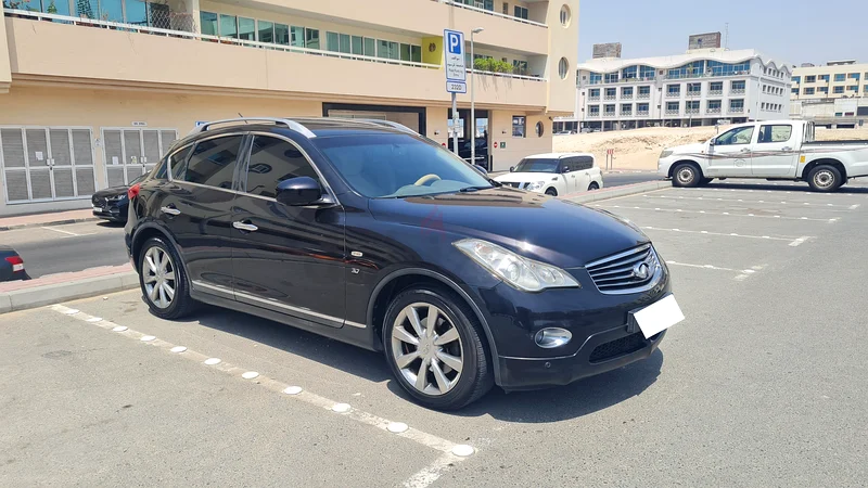 إنفيني QX50 2014 * كاميرا 360 درجة، نظام تحديد المواقع، سقف بانورامي، جلد، خليج، دول مجلس التعاون الخليجي، نيسان دبي، 3 مفاتيح ذكية، خيارات كاملة631743072405781111