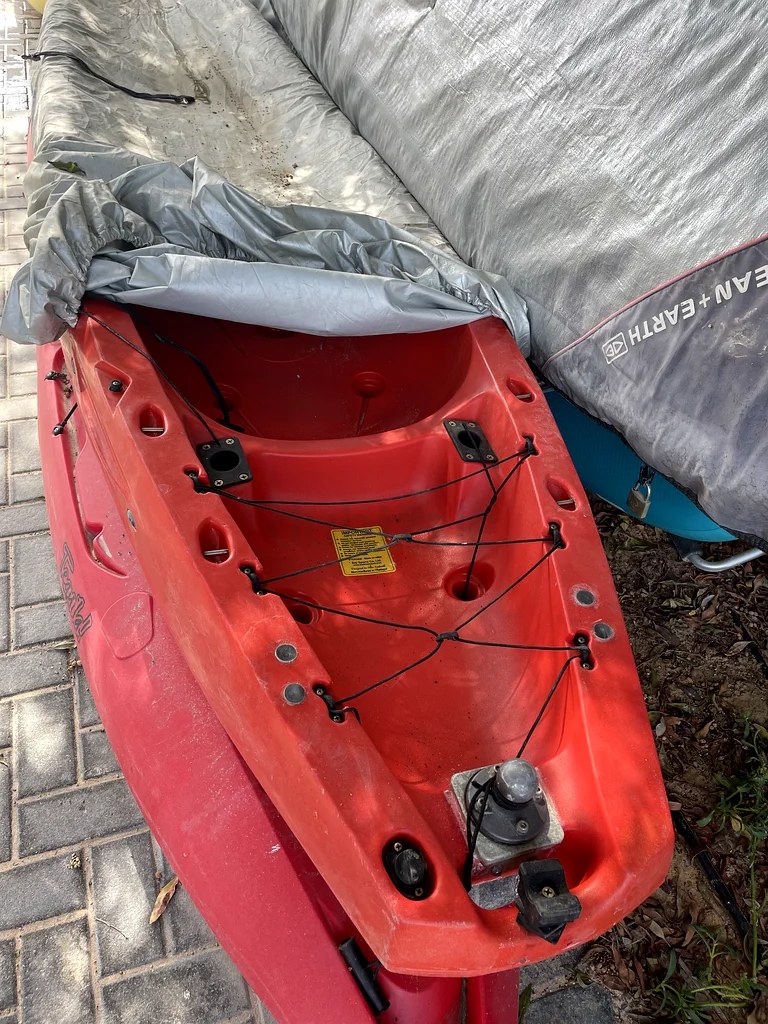 Big Red Kayak for Adventure Enthusiasts!632351098554911110
