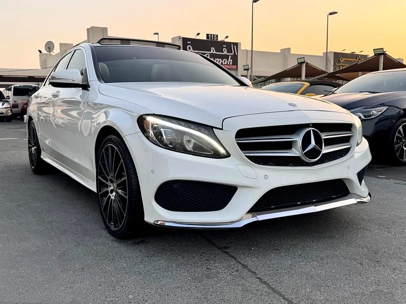 For sale: 2015 Mercedes C200, Gulf model, agency paint, first owner from the agency, very clean, no expenses needed.63156993851010112