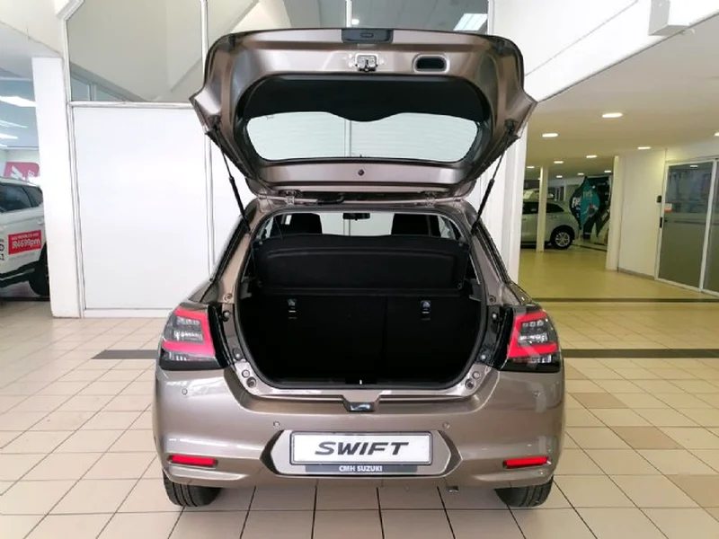 Suzuki swift... Model 2025...brand new63174773520898111