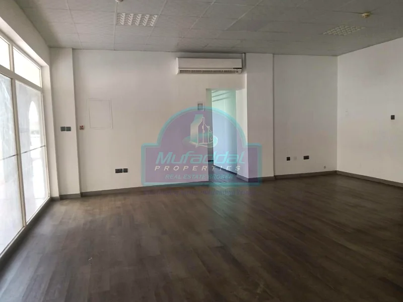 Shop For Sale|Vacant |Ready to Move|Best Price1.1M63195605781250114