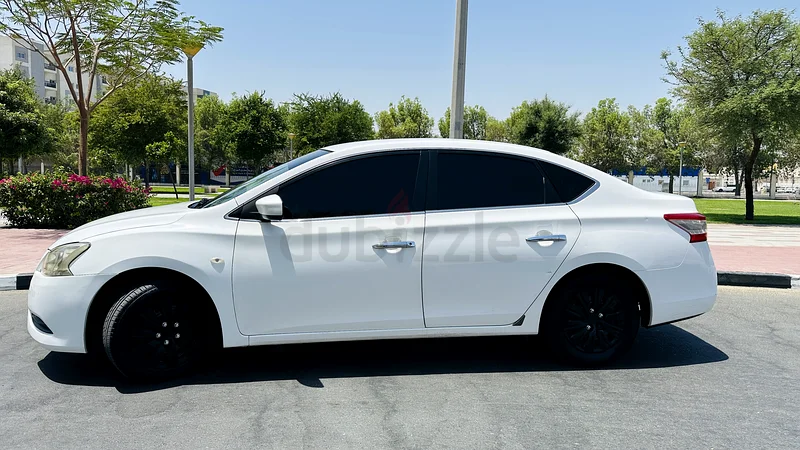 Nissan Sentra 1.6 L - 2015 (GCC Specs) for Sale - AED 16,50063148165595011113