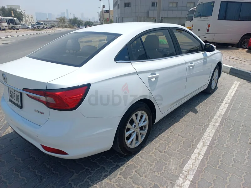 MG5 Mid Option Car under warranty GCC 54625 KM62931649577218113