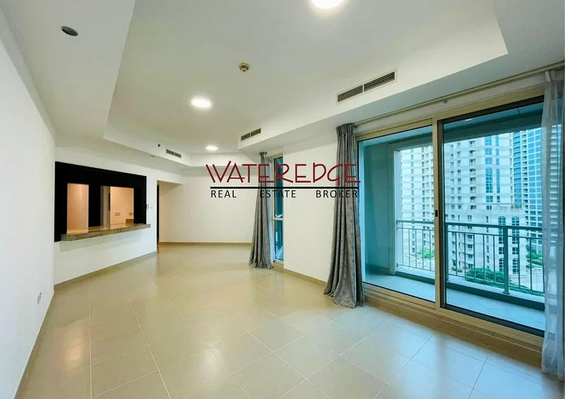 Full canal and sunset view II Ready62937618767874112