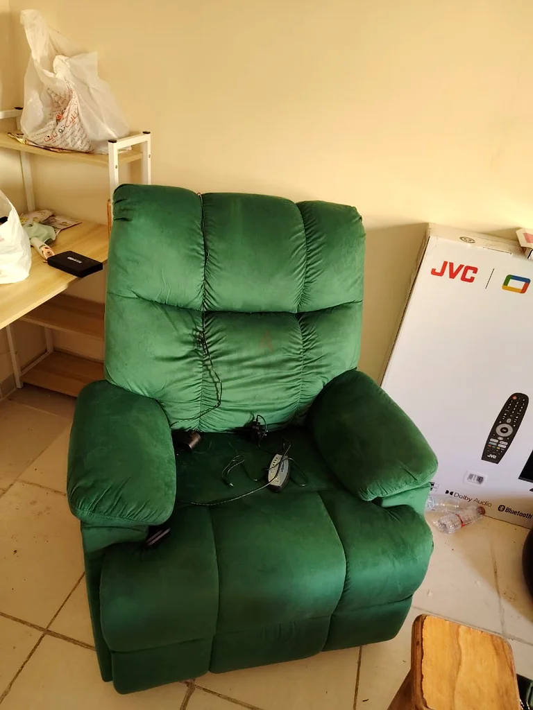 Massage chair brand new63262384619777110
