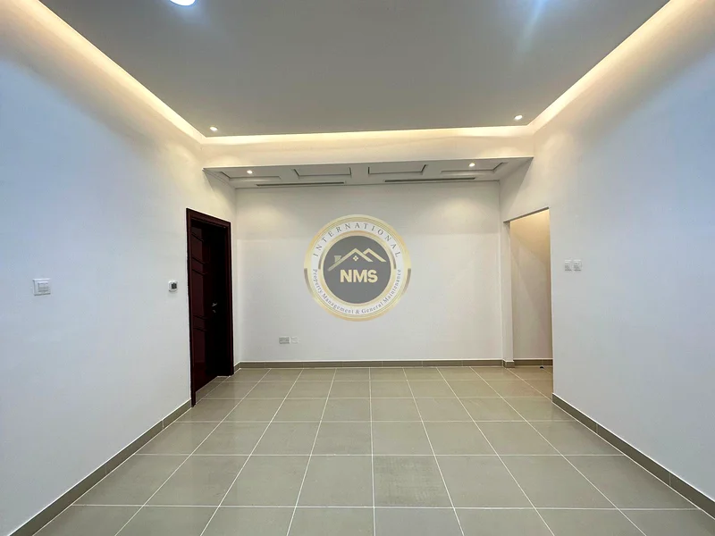 شقة أنيقة بغرفة نوم واحدة مع شرفة، بدون فواتير، بدون عمولة، متوفرة عبر توثيق62934685990017113