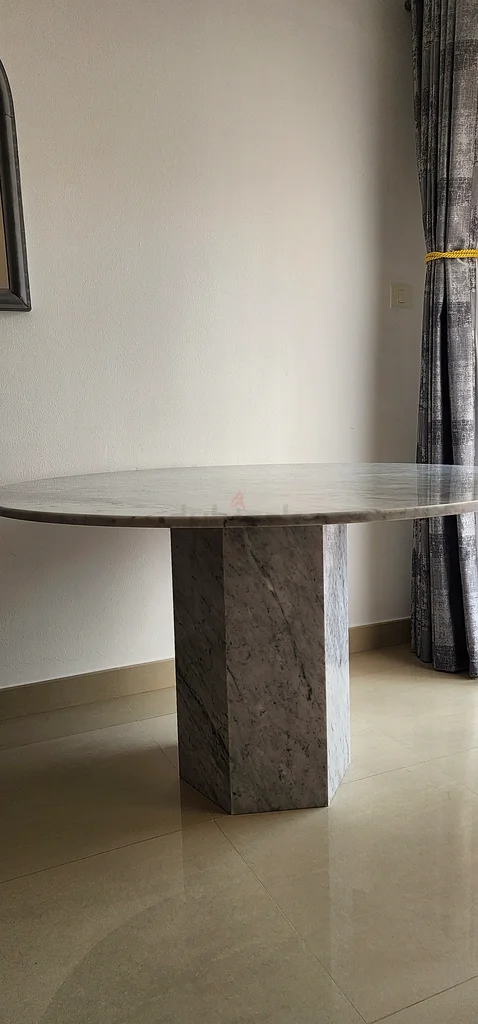 Elegant Round Dining Table Real Marble63216836027137112