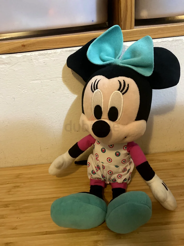 Adorable Minnie Mouse Plush Toy for Your Little One!63204856016642111