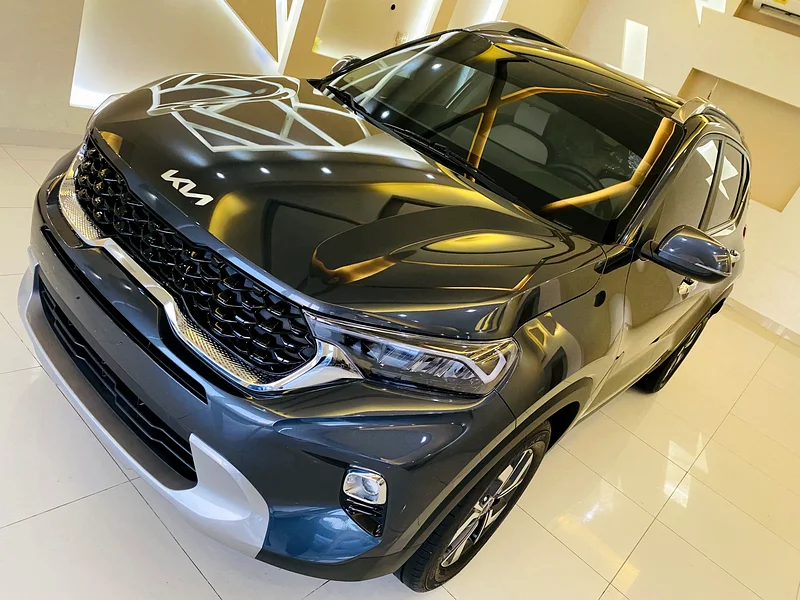 For sale, Kia Sorento 2024 model, Gulf specifications, under warranty63155552860417113
