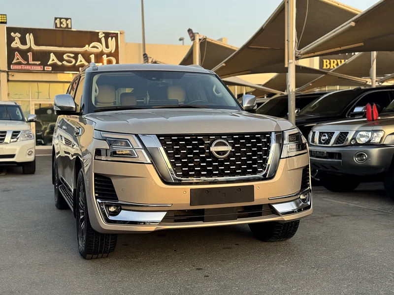 Nissan Patrol Al Masaood Platinum, 400 engine63139706525698111