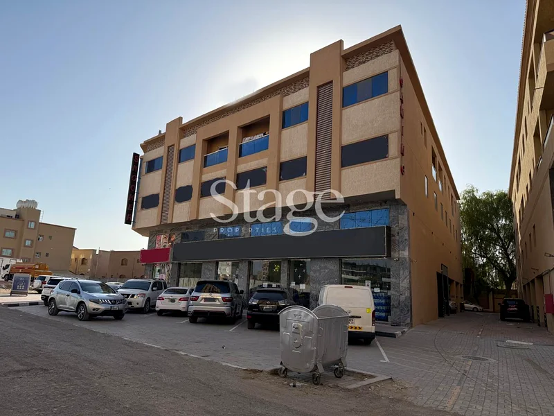 مبنى سكني كامل للبيع | جي +2 | موقع رائع63869924566147110