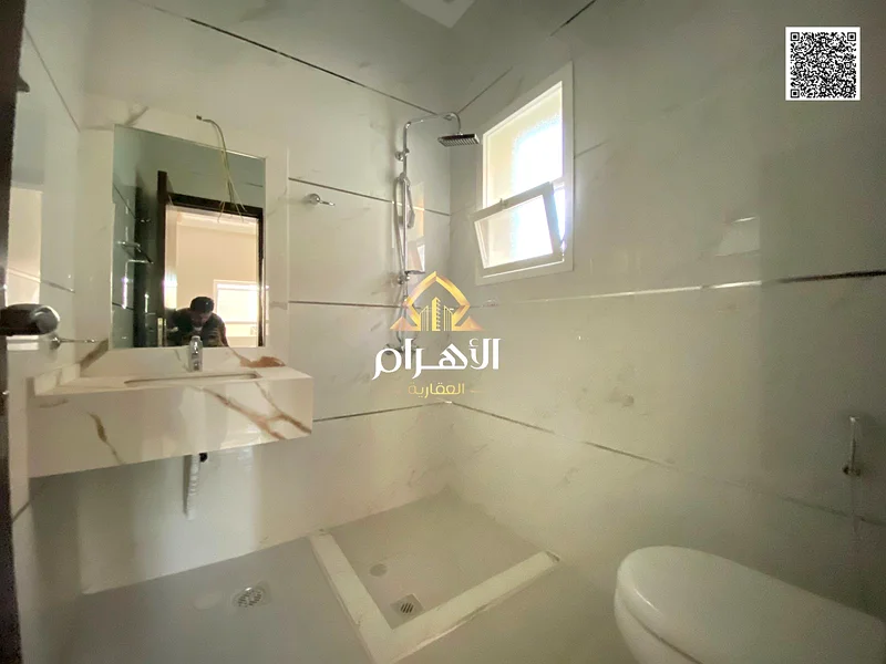 Luxury villa with a full stone facade, including registration fees, with super deluxe finishes at an ideal price, freehold for all nationalities63901264501889114