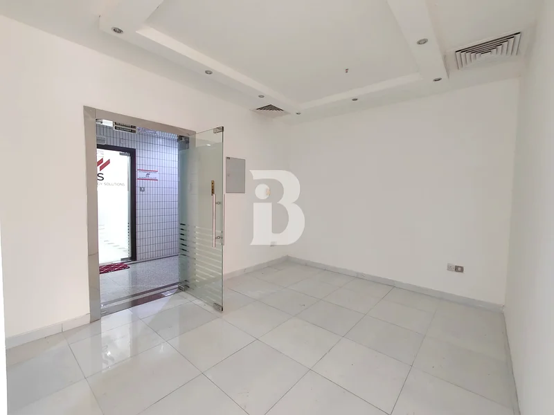 FULLY FITTED | OPEN LAYOUT | BRIGHT | EASY PARKING63165233718147112