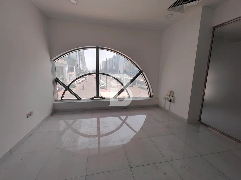 FULLY FITTED | OPEN LAYOUT | BRIGHT | EASY PARKING63165233718147114