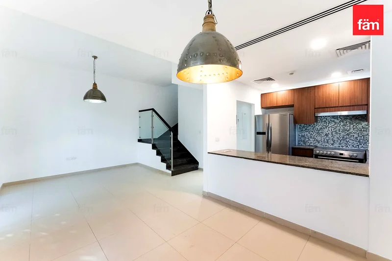 Corner Huge Plot Upgraded 4 Beds with Maid62937619205377113