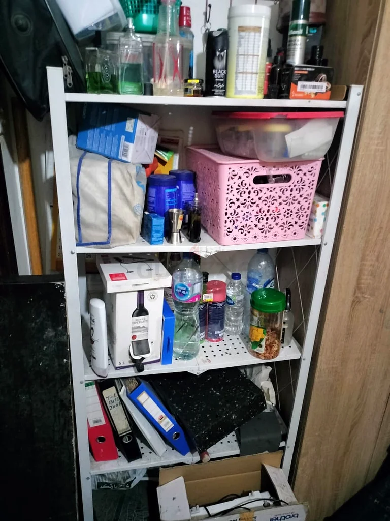 Simple and Open Multi-Purpose Metal Storage Shelf - Perfect for Organizing63218808180225111
