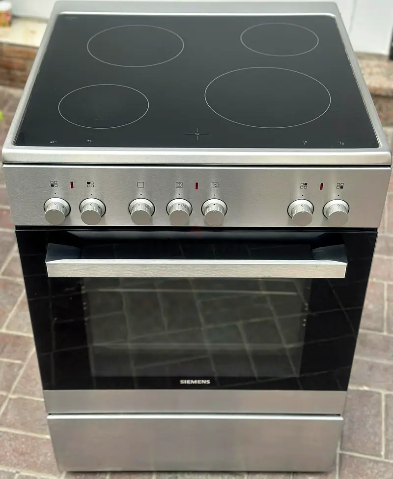 Siemens electric ceramic cooker 60:60 cm size