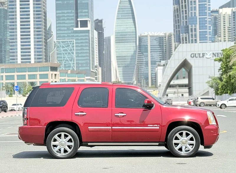 2014 GMC YUKON DENALI 6.2L V8 GCC SPECIFICATION FULL OPTION IN VERY EXCELLENT CONDITION63154165897985114