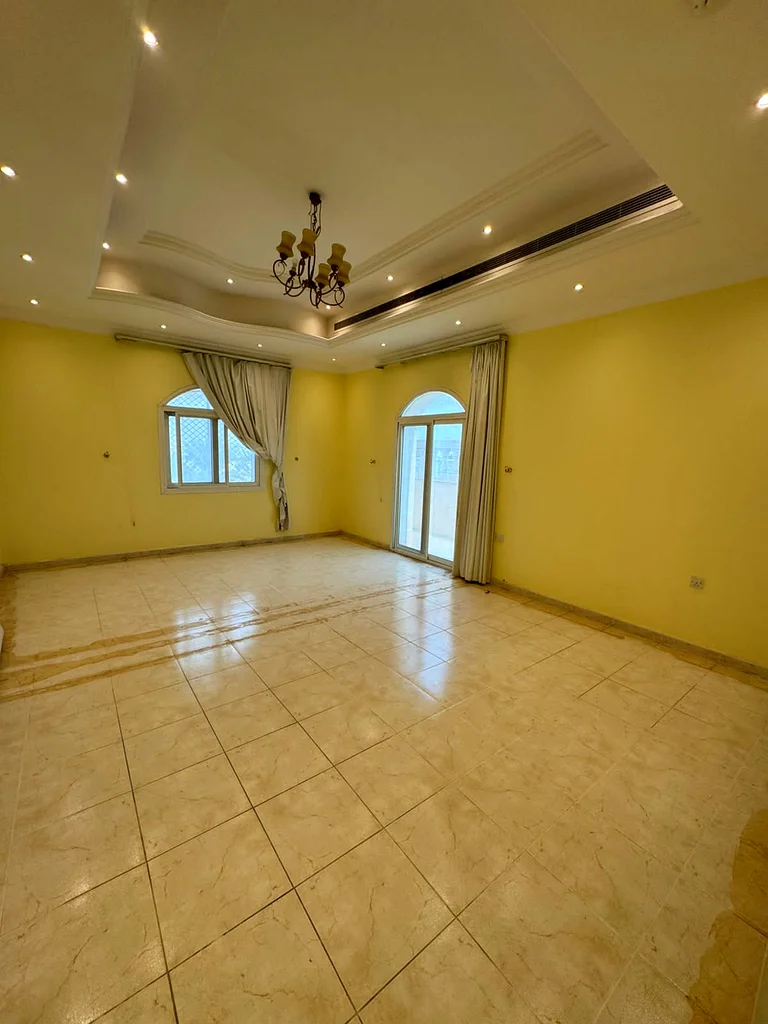 فيلا فاخرة للبيع في النوف 363191566116354114