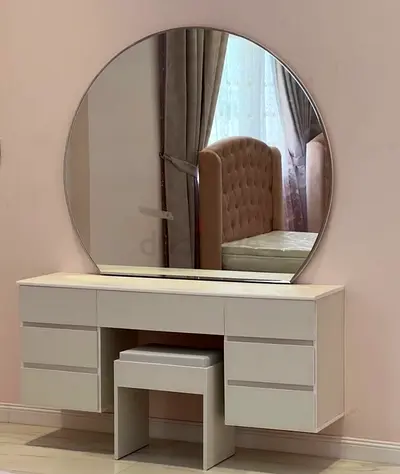 Stylish White Vanity Table with Round Mirror