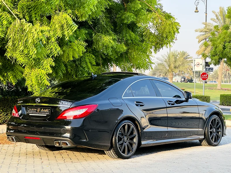 Mercedes Benz CLS 63s AMG FREE ACCIDENT ORIGINAL COLOR VERY GOOD CONDITION63164769299585111