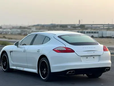 2010 Porsche PANAMERA — фото 11
