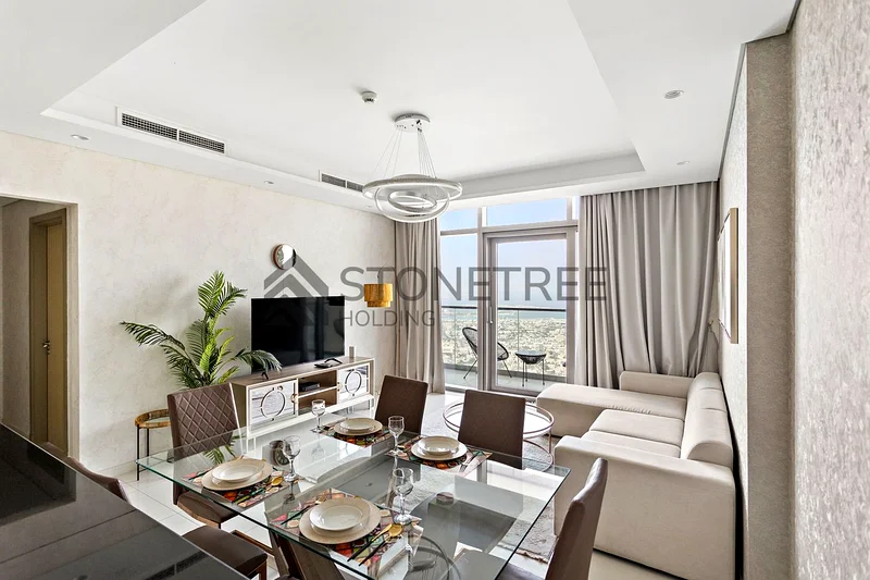 12 CHEQUES | Infinity Pool with Burj Khalifa View63790446335106110