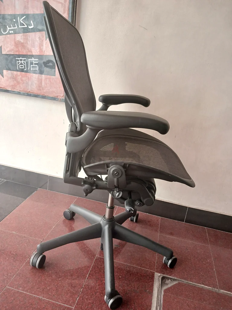 Selling For Herman Miller Aeron Chair Size B And C Fully Loaded Posture Fitt63180361698049112
